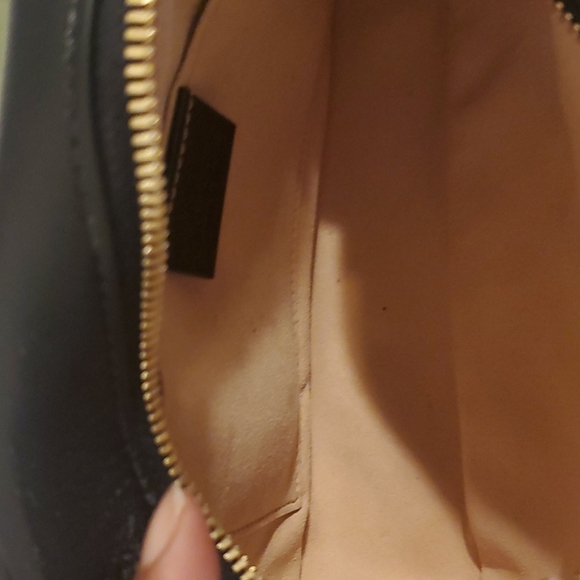 Gucci Marmont Crossbody - Picture 2 of 4